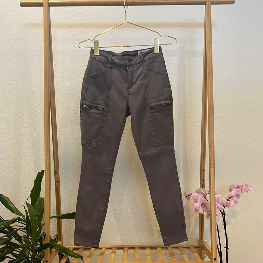 Cosmic Blue Love Skinny Pants in Gray